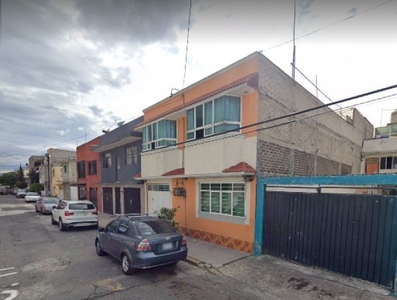 VENTA DE CASA EN: NEZAHUALCOYOTL, MEX.