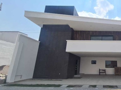 Venta de Casa NUEVA en privada en la zona de La Asunción Metepec