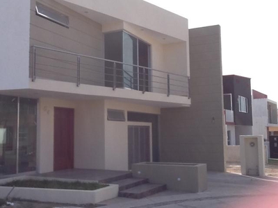 CASA NUEVA EN COTO DEL PILAR RESIDENCIAL