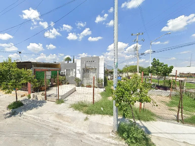 Linda E Iluminada Casa Oportunidad Barrio De La Industria Monterrey N.l. Mexico Gj-rl B