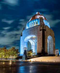 Local Comercial Con Amplísimo Uso De Suelo En Monumento A La