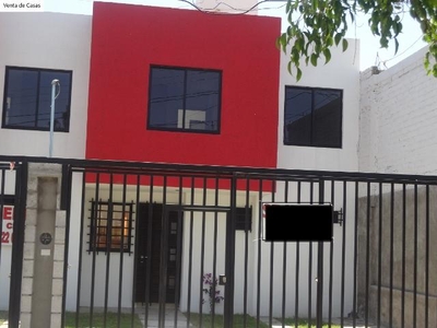 Venta de Casa Nueva en Privada