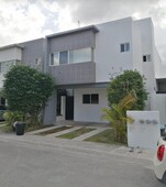 3 recamaras en venta en jardines cancún cancún