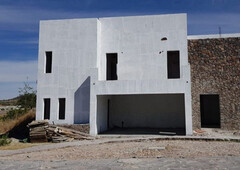 casa zen en venta, col. saltito de guadalupe en san miguel d