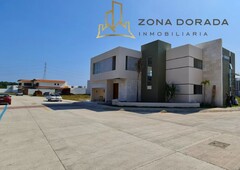 Casa en Venta con Alberca en el Residencial Las Palmas, Veracruz