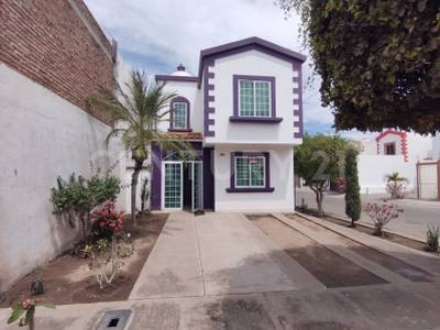 CASA EN RENTA COUNTRY DEL RIO CULIACAN