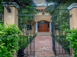 Casa En Residencial Campestre, Cancún, Q. Roo, México. Pn24.
