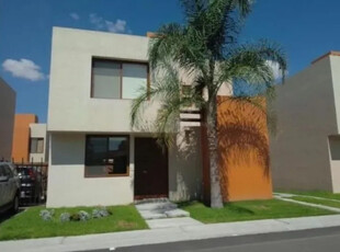 Linda Y Acogedora Casa Oportunidad Puerta Real Residencial El Pueblito Querétaro México Gj-rl A