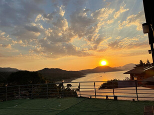 Preciosa Casa En Avandaro Con Magnifica Vista Al Lago Cerca De La Zona Comercial