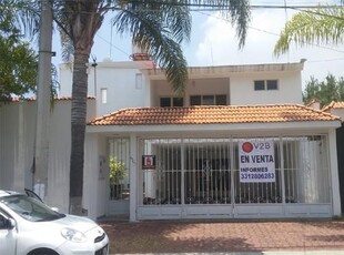 Residencia en venta – 3 hb, 2.5 baños ,...