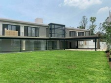 CASA EN VENTA EN BOSQUES DE LAS LOMAS