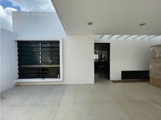 casas en venta - 160m2 - 4 recámaras - valladolid - 1,800,000