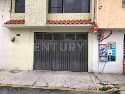 Casa en Renta en el Hípico en Metepec