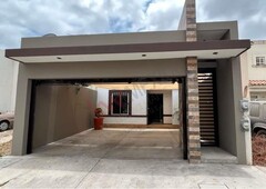 casa en venta en el sector con más desarrollo de cln, valle alto adquiere tu hogar ya