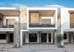 Casa en venta Privada Katania