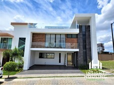 CASA NUEVA EN VENTA 4 RECAMARAS Y ROOF GARDEN EN LOMAS DE ANGELOPOLIS PUEBLA