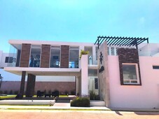 Casas en venta - 110m2 - 3 recámaras - Querétaro - $2,533,796