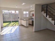 casas en venta - 60m2 - 2 recámaras - el marqués - 966,010