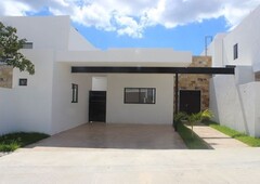 Casas residenciales de uno y dos pisos en venta en Privada, Cholul, Mérida, Yuc.