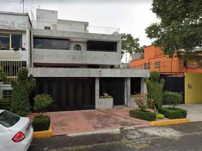 Casa En Av Paseo Del Bosque #34, Colonia Paseo De Taxqueña, Coyoacan Remate Bancario