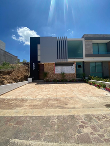 Casa En Venta En Altozano Morelia Michoacan