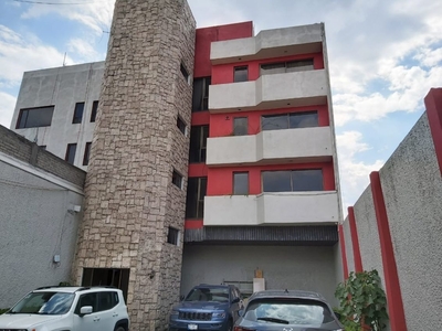 Edificio En Leyes De Reforma 3a Sección / Iztapalapa - Crb-902-ed