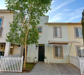 Hermosa Casa En La Mejor Cerrada En Residencial Senderos , Paseo Livorno, Torreón.