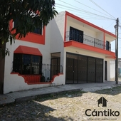 Casas en renta - 179m2 - 5 recámaras - Colima - $8,500