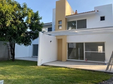 Casas en venta - 320m2 - 4 recámaras - Acapantzingo - $4,100,000