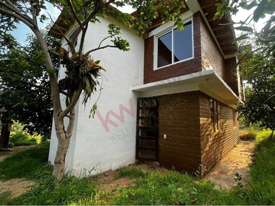 CASA DE CAMPO EN RENTA EN VALLE DE BRAVO EN LA ZONA DE RINCÓN DE ESTRADAS