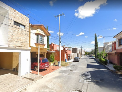 Casa En Fracc. Las Alamedas, Linares, Nuevo León. **remate Bancario**. -yes