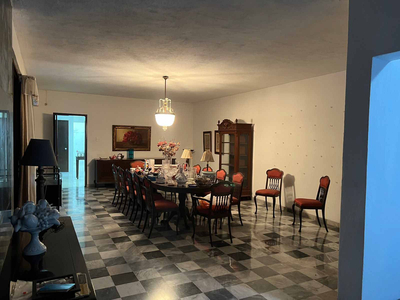 Casa En Renta En Merida , 4 Rec, Piscina, En Buenavista