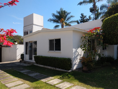 Casa En Un Solo Nivel, En Condominio En Reforma, Cuernavaca Morelos.