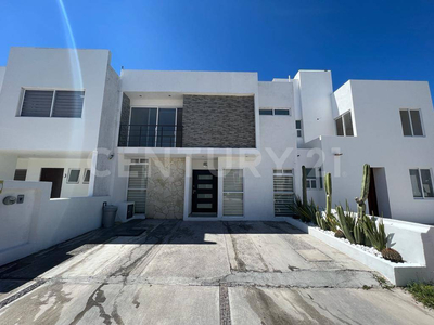 Casa En Venta En Fraccionamiento Cañadas Del Arroyo, Corregidora, Querétaro