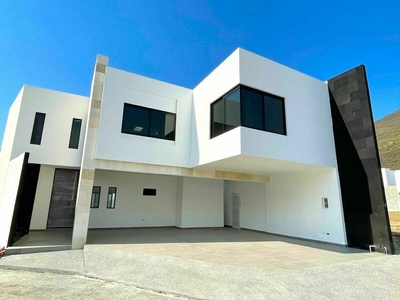 Casa En Venta En Laderas Residencial, Carretera Nacional