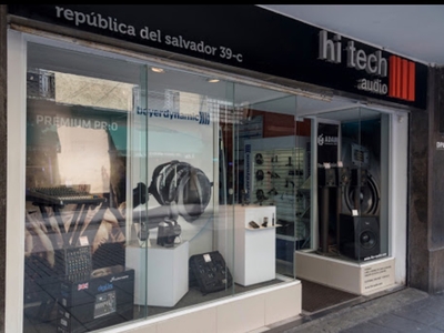 El Mejor Local En Bolivar 64 Para Equipos De Sonido E Instrumentos (ex-hitech), Se Renta Con Traspaso, Trato Directo, Inmejorable Ubicación Y Gran Trafico Especializado. Centro Historico