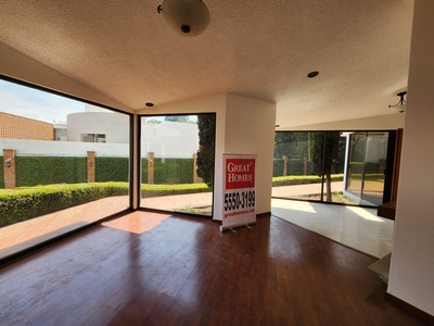 Espaciosa Casa En Venta En Villa Verdun