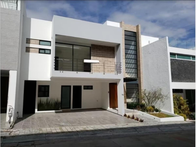 Maravillosa Casa En Puebla Blanca Angelopolis En Remate Con Garantia Inmobiliriaria