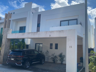 Renta Hermosa Casa Residencial Aqua Cancún $38,000 Negociabl