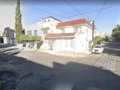 Típica Casa A La Venta En Querétaro, Gran Oportunidad De Adquisición En Remate Bancario