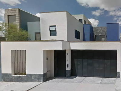 Casa A La Venta En San Miguel De Allende, Inmejorable Remate Bancario