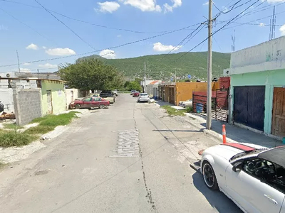 -casa En Remate Bancario-artesanal, Barrio De La Industria, Monterrey, N.l.-jcbb