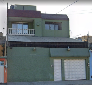 Casa En Venta En Benito Juárez Nezahualcóyotl/ Recuperación Bancaria/ Laab1