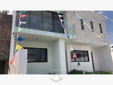 casa en venta en loma juriquilla fracc.