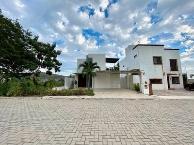 Casas en venta - 300m2 - 3 recámaras - Manzanillo - $5,000,000