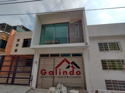 Casas en venta - 87m2 - 3 recámaras - Xalapa - $1,950,000