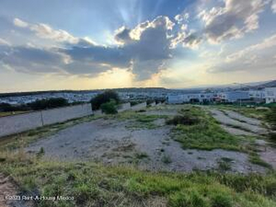 Altozano. Terreno Habitacional De 180 Metros Con Amenidades - Venta