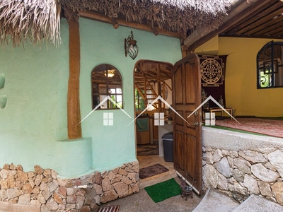 Casa ecológica en venta a 10 minutos de la playa de Sayulita en Riviera Nayarit