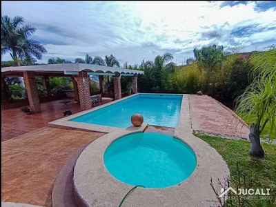 Casa en venta con alberca, Las Cañadas, Zapopan