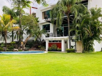 Casa en Venta de 3 Niveles Burgos Bugambilias, Temixco Morelos